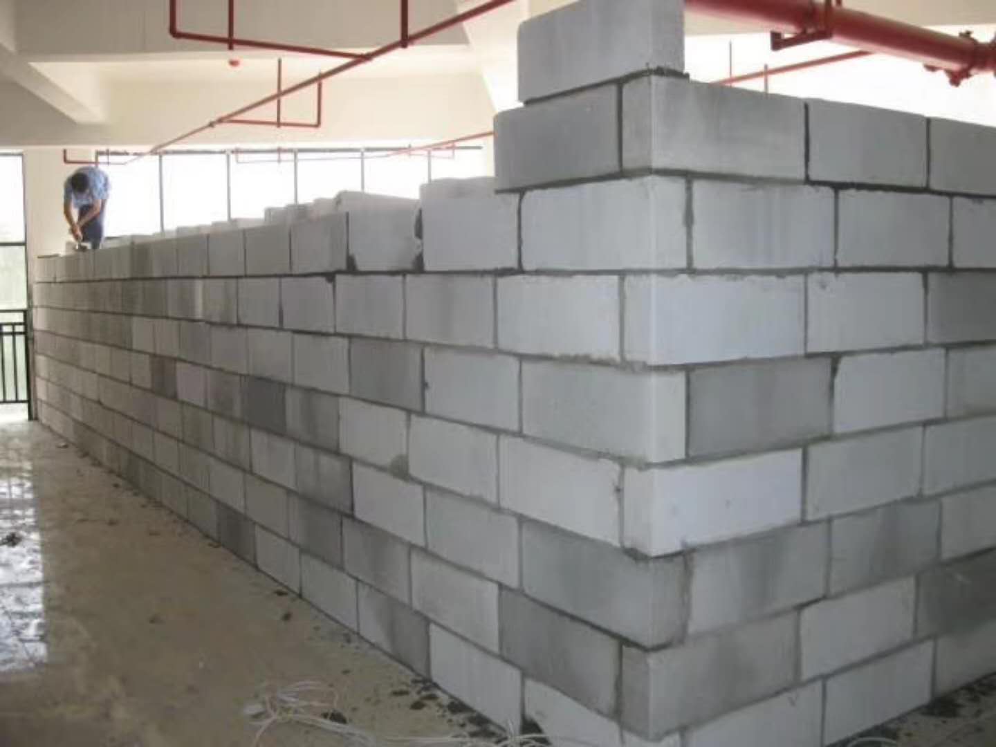 临川蒸压加气混凝土砌块承重墙静力和抗震性能的研究